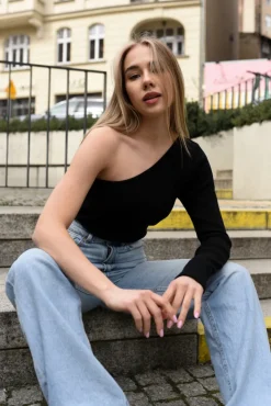 Bluzka Ailene Black